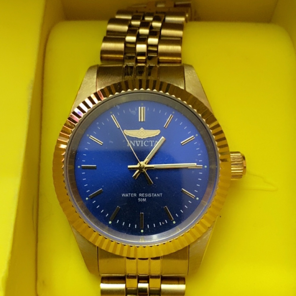 Invicta Specialty Lady’s Model 29409